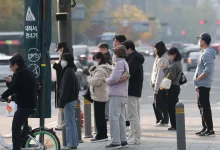 Photo of Black, grey, white: Why South Korea loves monochrome fashion