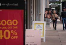 Photo of Activist groups call for economic blackouts in Michigan