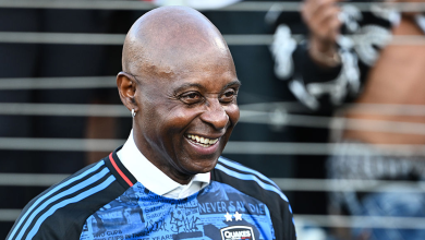 Photo of Pro Football Hall Of Famer Jerry Rice And Wife, Latisha Pelayo, Donate More Than $667K To Eliminate Student Lunch Debt