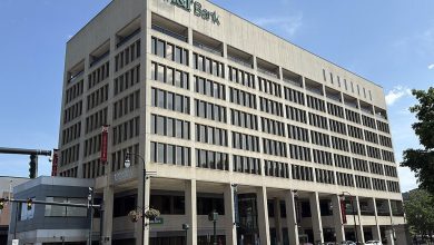 Photo of One Woman Says ‘Banking While Black’ Ruined Car Lot Business