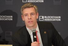Photo of U.S. Regulator Pushes Back on Banks Fighting Crypto’s Pursuit of Trust Charters