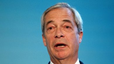 Photo of Nigel Farage under pressure over crypto links as MPs call for investigation