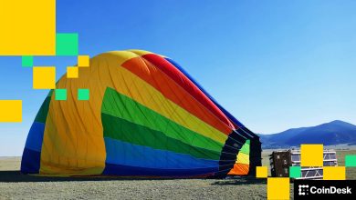 Photo of Bitcoin Holds Range as Altcoins Deepen Losses After Fed Cut