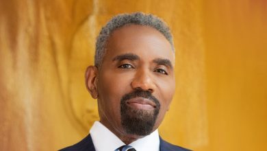 Photo of Louis Carr Appointed President Of BET With Promise To Lead By Principles Of ‘Community, Culture, And Connection’ – AfroTech