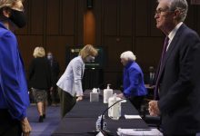 Photo of Warren warns Fed, Treasury against crypto bailout