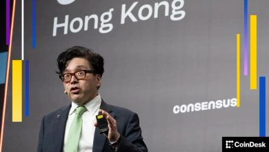 Photo of Tom Lee says crypto sentiment is as poor as 2018 and 2022 bottoms
