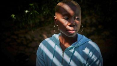 Photo of Non-Smokers: These Lung Cancer Risks & Symptoms Apply To You, Too – BlackDoctor