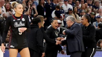 Photo of Auriemma’s Personal Apology to Dawn Staley Reflects Years of Her Principled Institutional Leadership