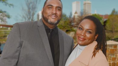 Photo of Married Couple In Tulsa Expands Wireless Company With A Give-Back Model For Education Nonprofits And More – AfroTech