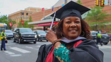 Photo of 75-Year-Old Peggy E. Moore Earns Bachelor’s Degree From The Same University She Worked At For 44 Years – AfroTech