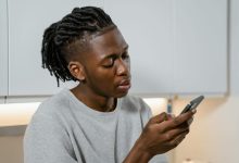 Photo of Simple Text Message Reminders May Help Increase Colon Cancer Screening Rates – BlackDoctor