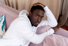 Photo of What Triggers a Pain Crisis? How to Reduce Sickle Cell Flare-Ups – BlackDoctor