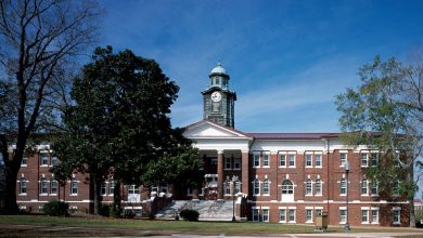Photo of Tuskegee University President Dr. Mark A. Brown Defends New Dress Code – AfroTech
