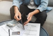 Photo of She Logged Into Their Savings Account And Found $12 — Her Husband Had Moved The Rest Into Crypto