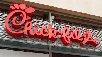 Photo of Chick-Fil-A Decides Not To Use AI For Its Drive-Thru, Despite Other Fast-Food Opting In – AfroTech